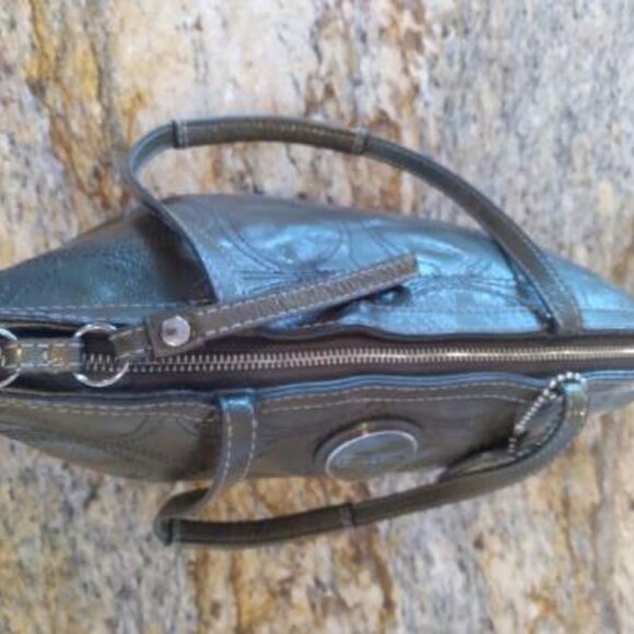 Coach Handbag - good condition - Picture 3 of 6